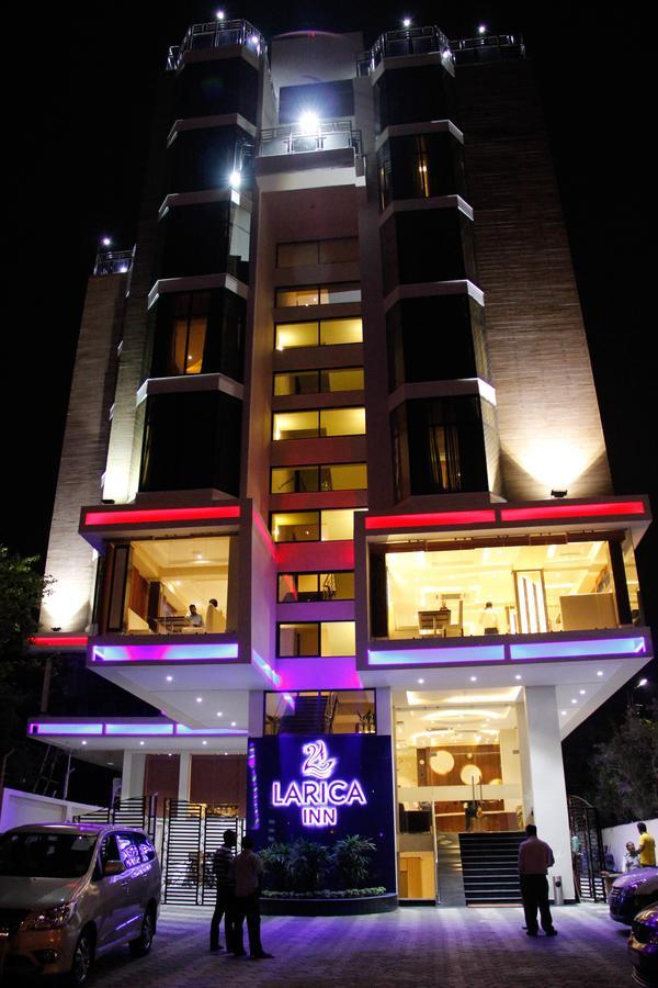 Regenta Inn Larica Kolkata Exterior photo